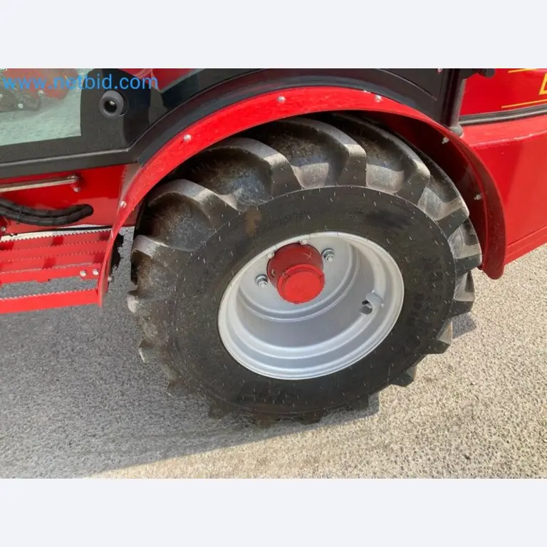 Agricultural machinery in Slovakia-3