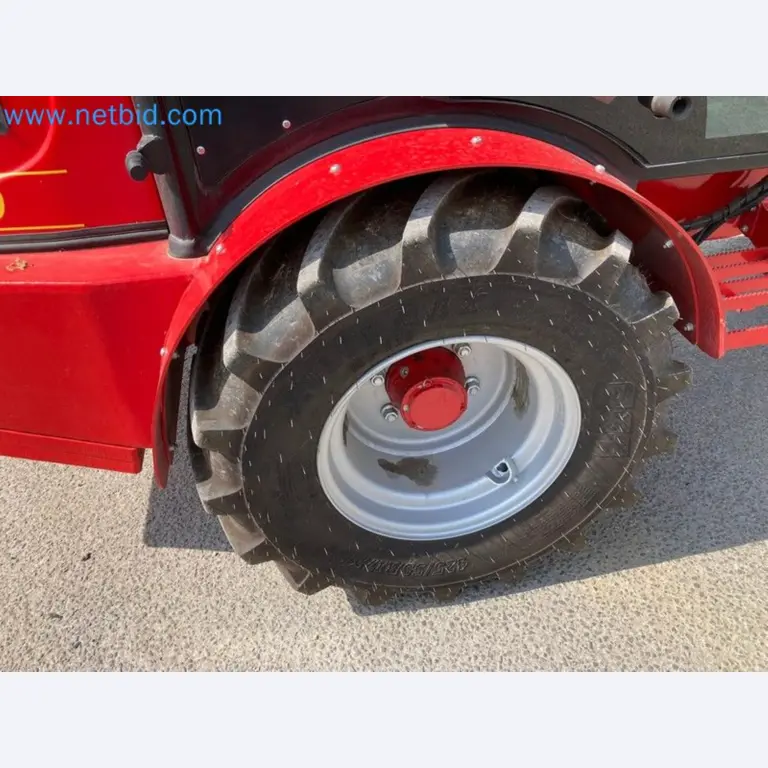 Agricultural machinery in Slovakia-4