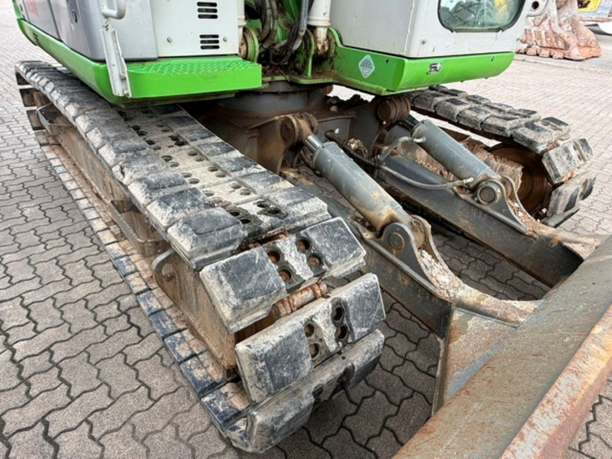 Machines de construction modernes libérées-7