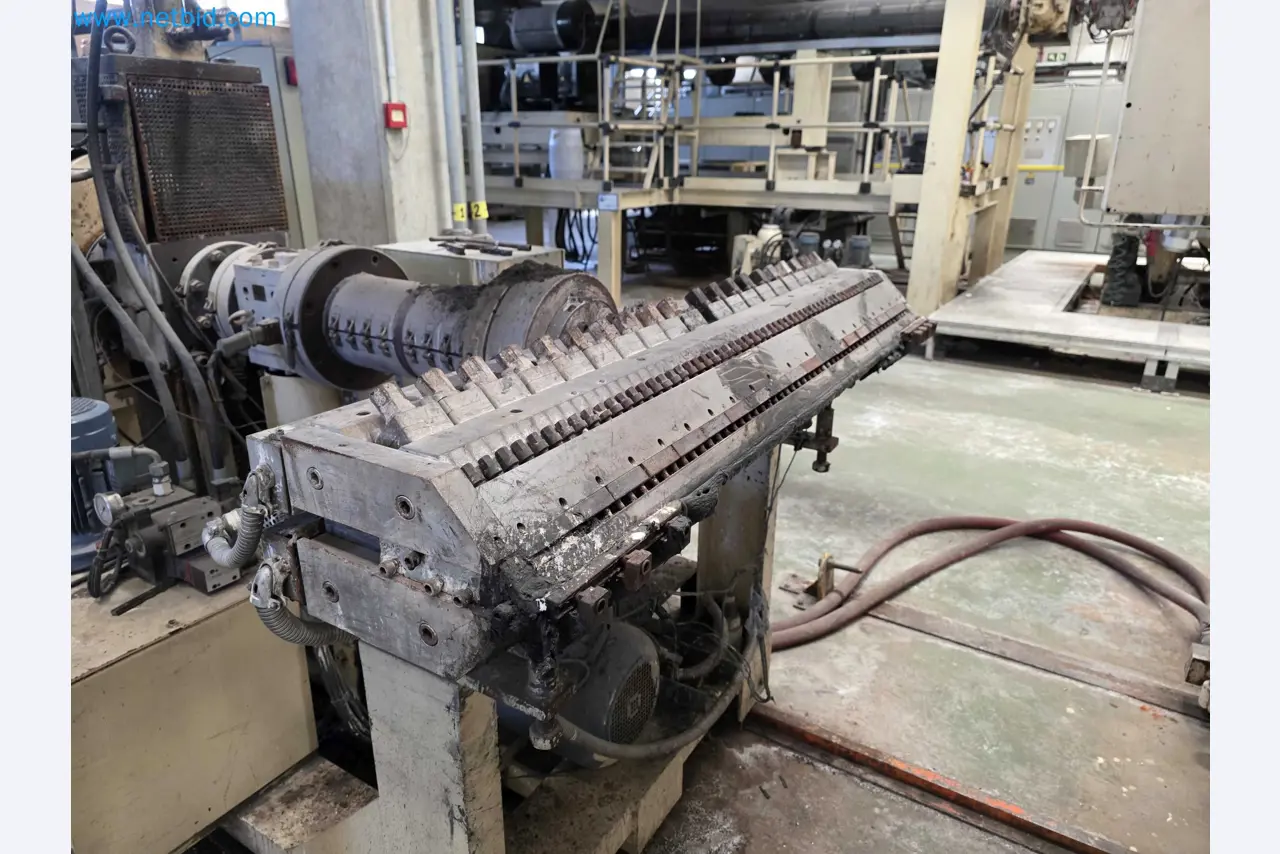 Factory Closure Auction: Plastic Sheet Extrusion Lines (PP/PE & PET)
-8