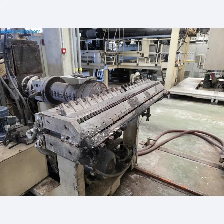 Factory Closure Auction: Plastic Sheet Extrusion Lines (PP/PE & PET)
-8