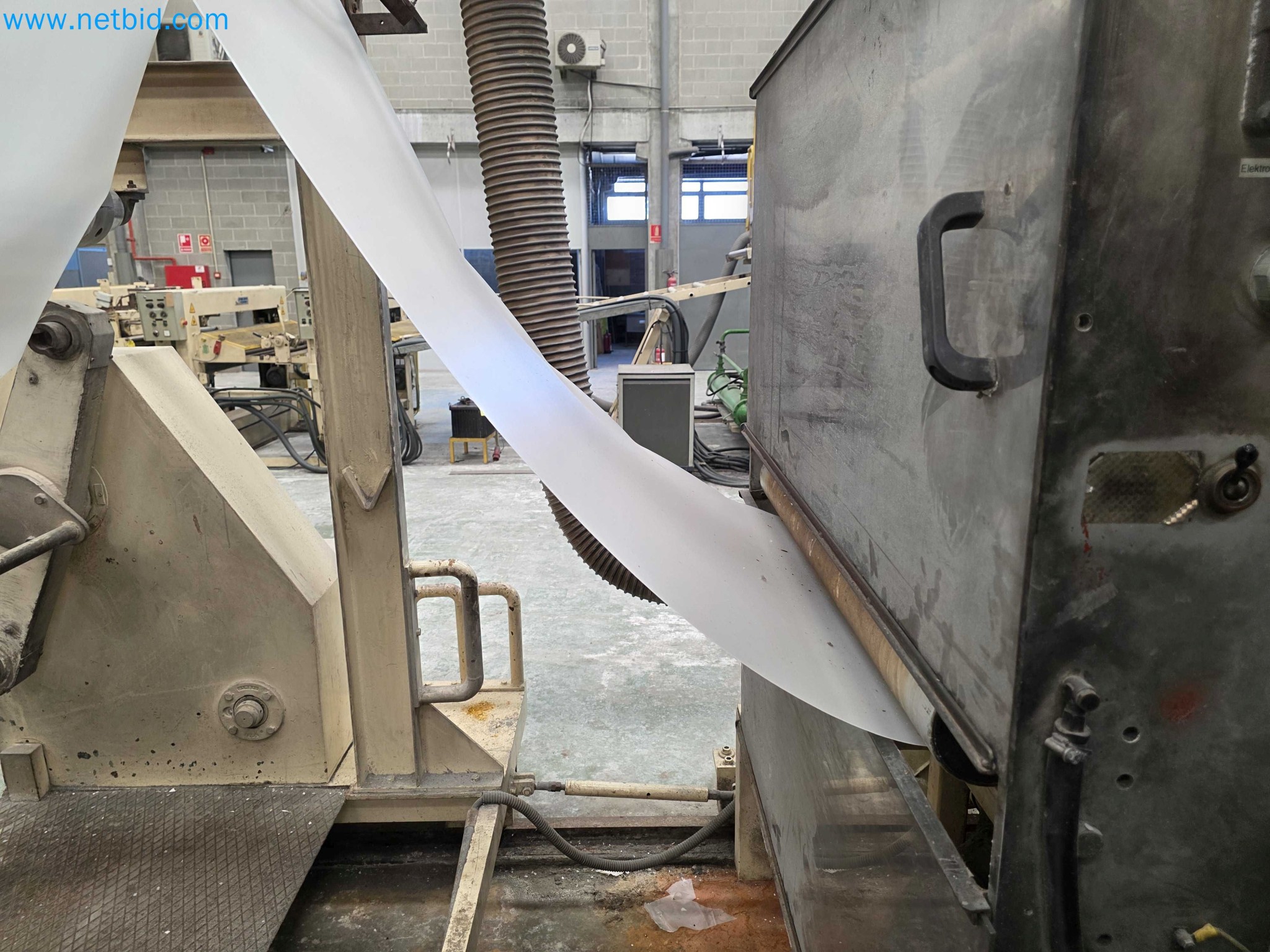 Factory Closure Auction: Plastic Sheet Extrusion Lines (PP/PE & PET)
-16