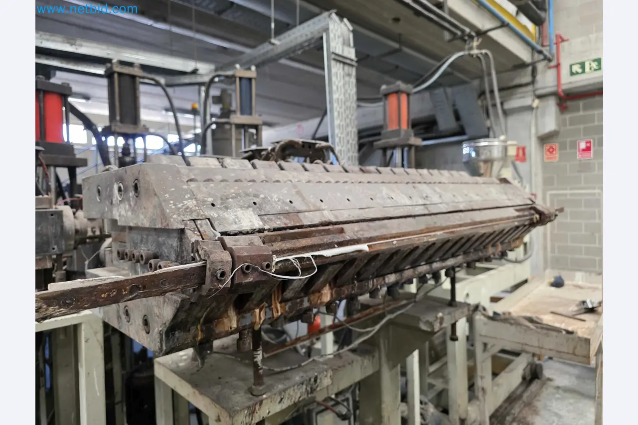 Factory Closure Auction: Plastic Sheet Extrusion Lines (PP/PE & PET)
-21