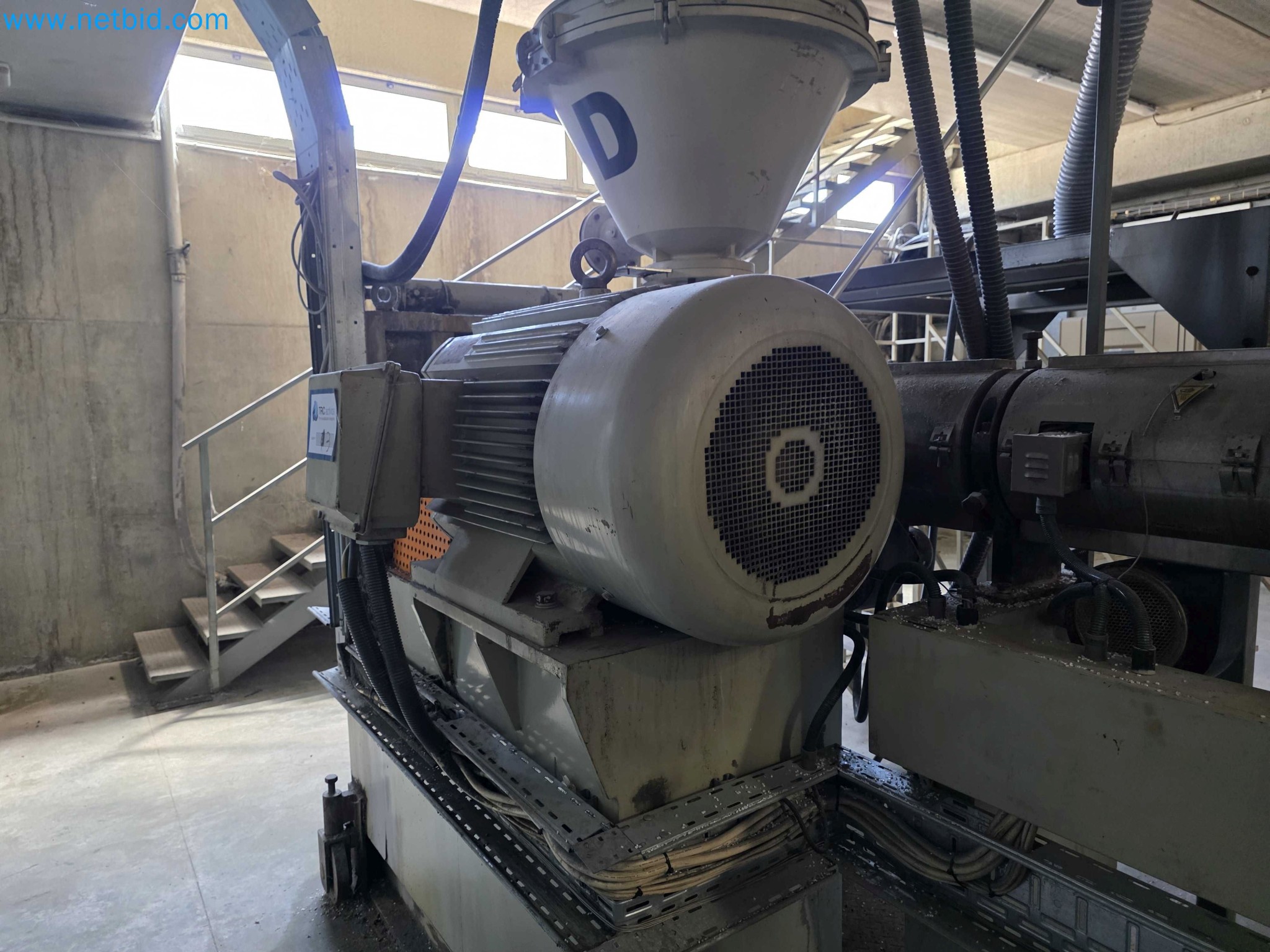Factory Closure Auction: Plastic Sheet Extrusion Lines (PP/PE & PET)
-8