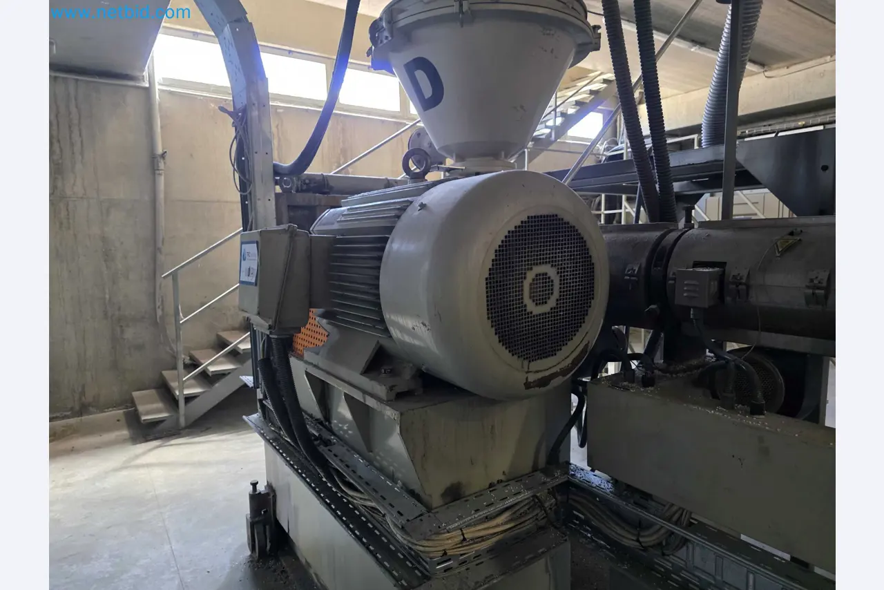Factory Closure Auction: Plastic Sheet Extrusion Lines (PP/PE & PET)
-8