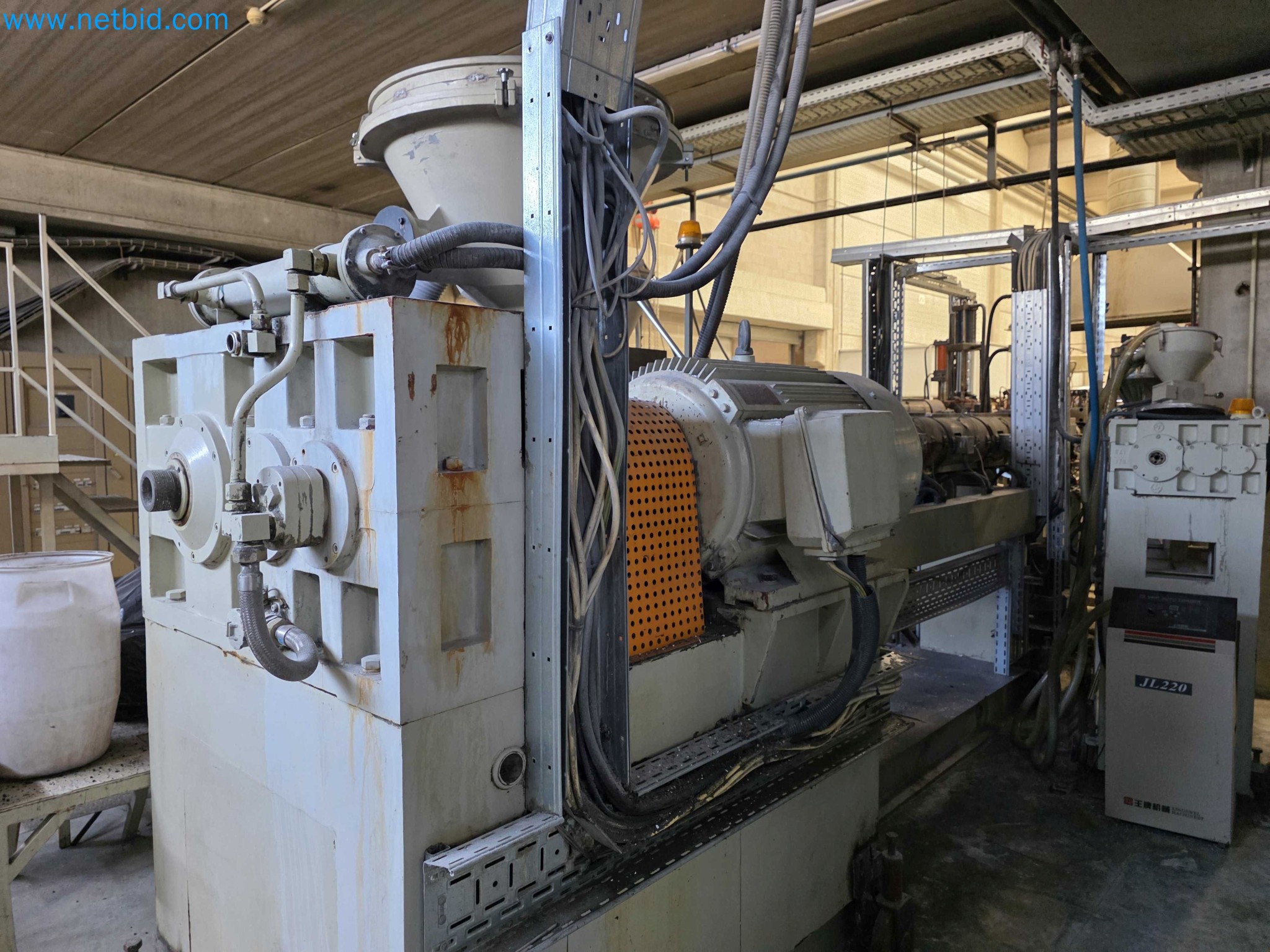 Factory Closure Auction: Plastic Sheet Extrusion Lines (PP/PE & PET)
-9