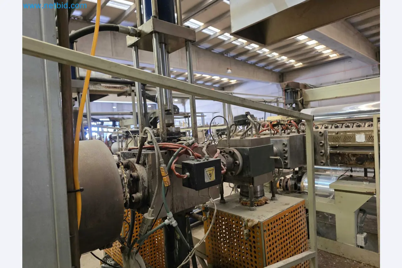 Factory Closure Auction: Plastic Sheet Extrusion Lines (PP/PE & PET)
-15