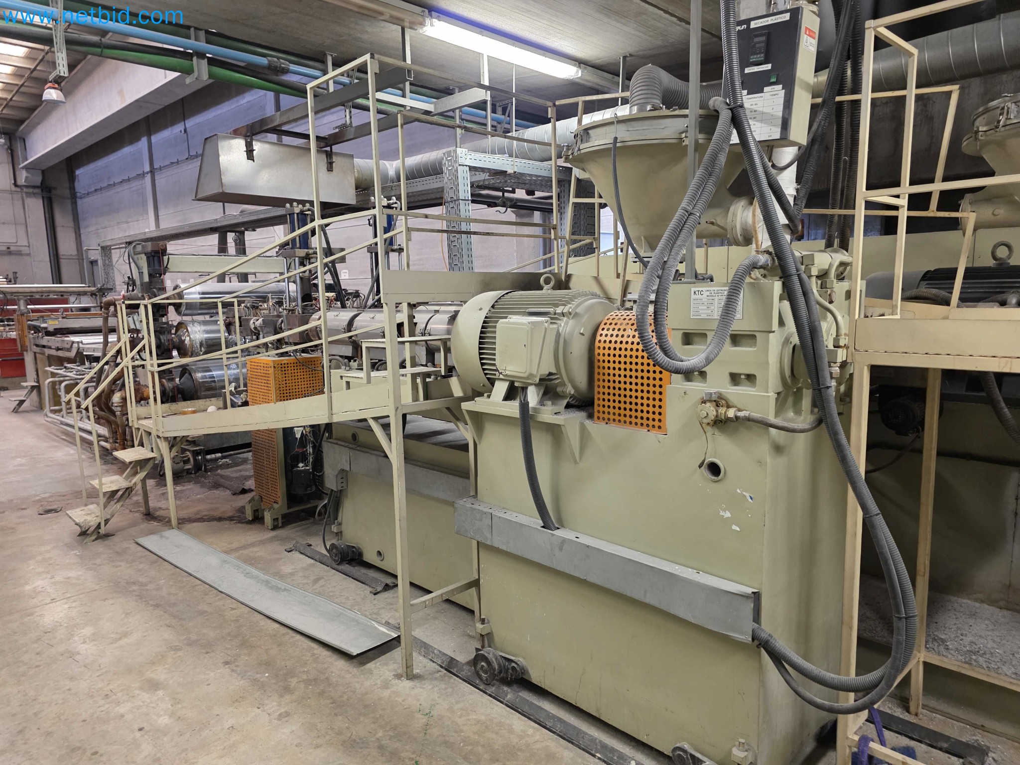 Factory Closure Auction: Plastic Sheet Extrusion Lines (PP/PE & PET)
-2