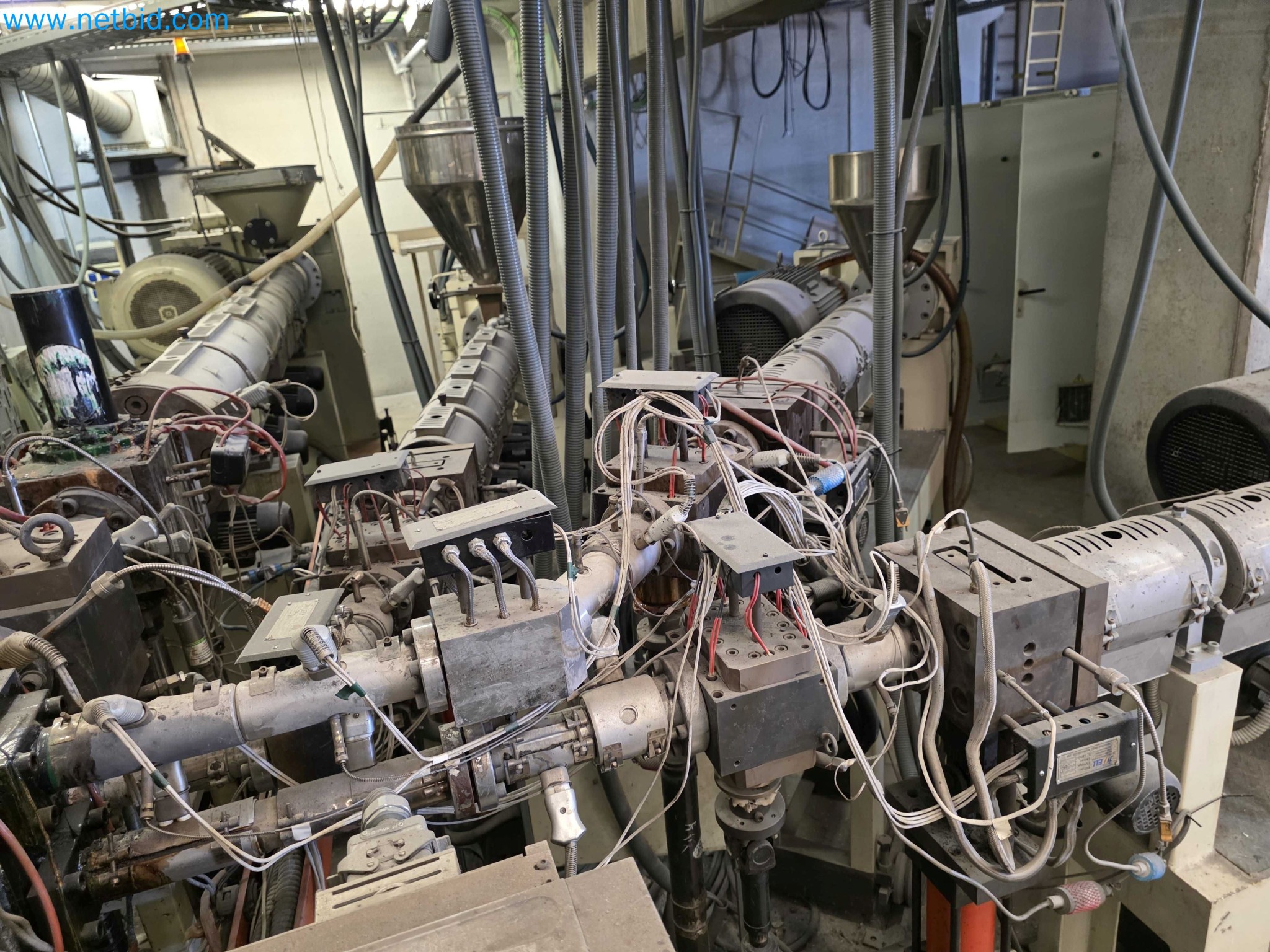 Factory Closure Auction: Plastic Sheet Extrusion Lines (PP/PE & PET)
-32