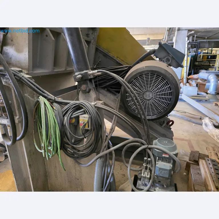 Factory Closure Auction: Plastic Sheet Extrusion Lines (PP/PE & PET)
-7
