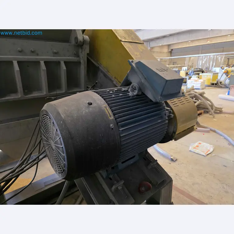Factory Closure Auction: Plastic Sheet Extrusion Lines (PP/PE & PET)
-8