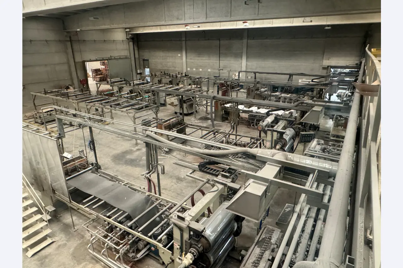 Betriebsauflösung: Kunststoffplatten-Extrusionsanlagen (PP/PE & PET)-3