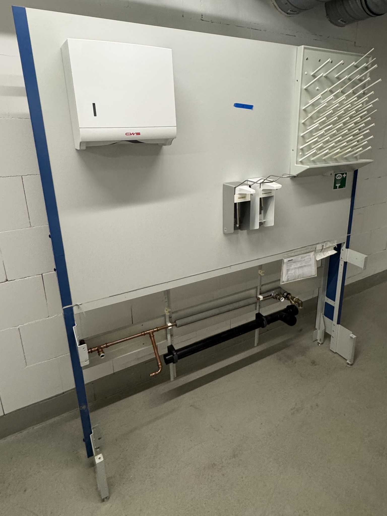 various laboratory furniture-1