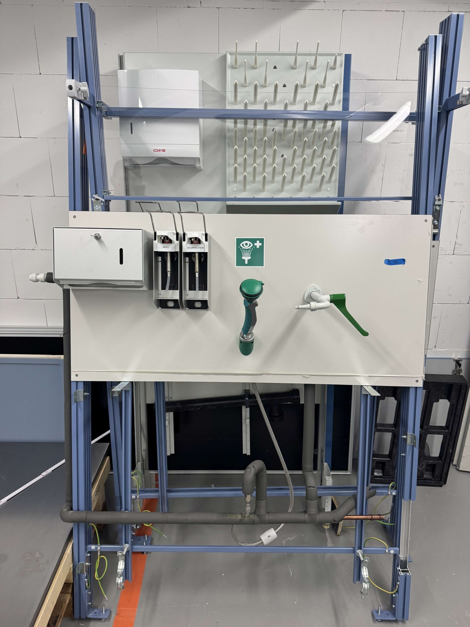 various laboratory furniture-1