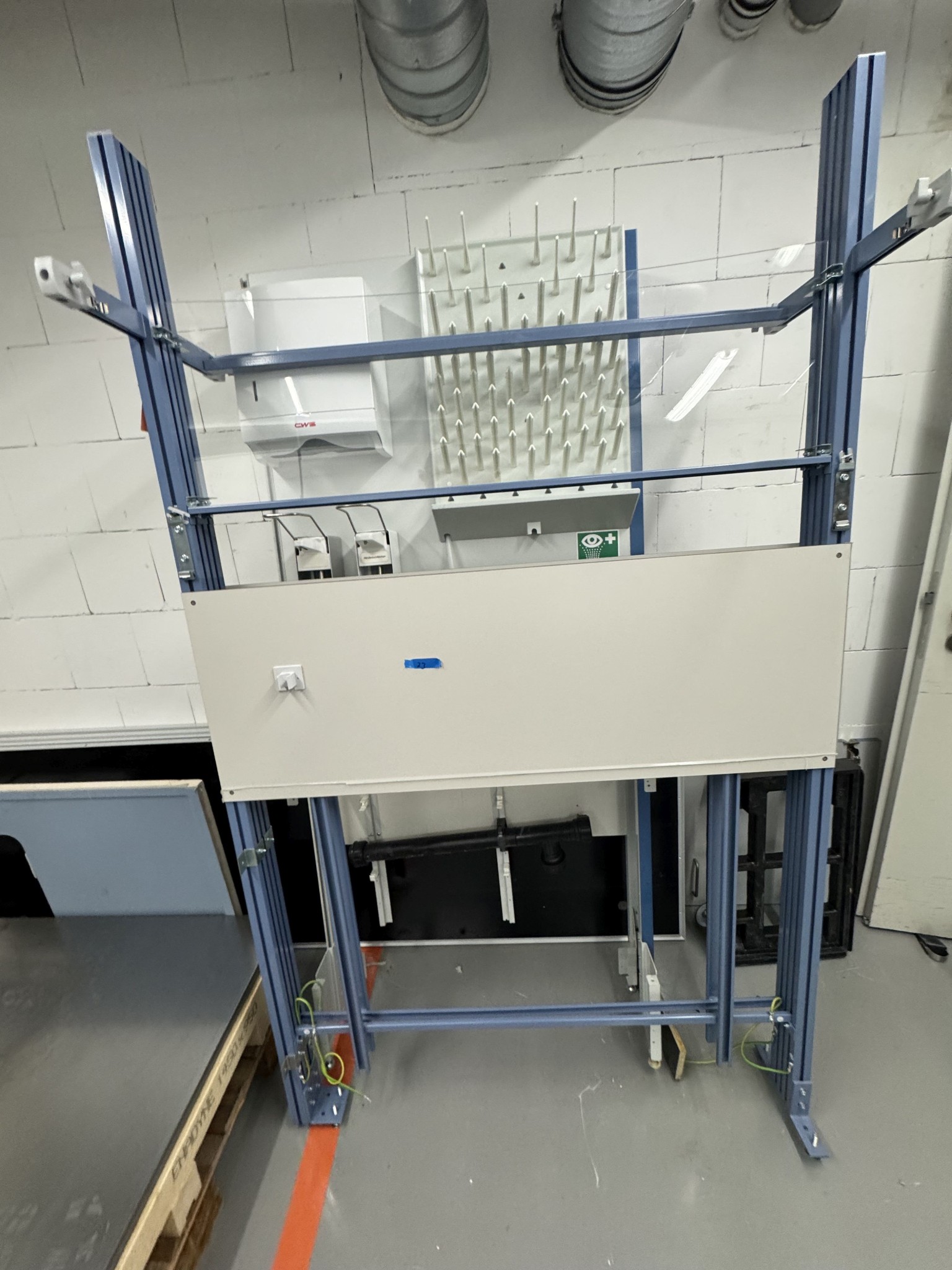 various laboratory furniture-1