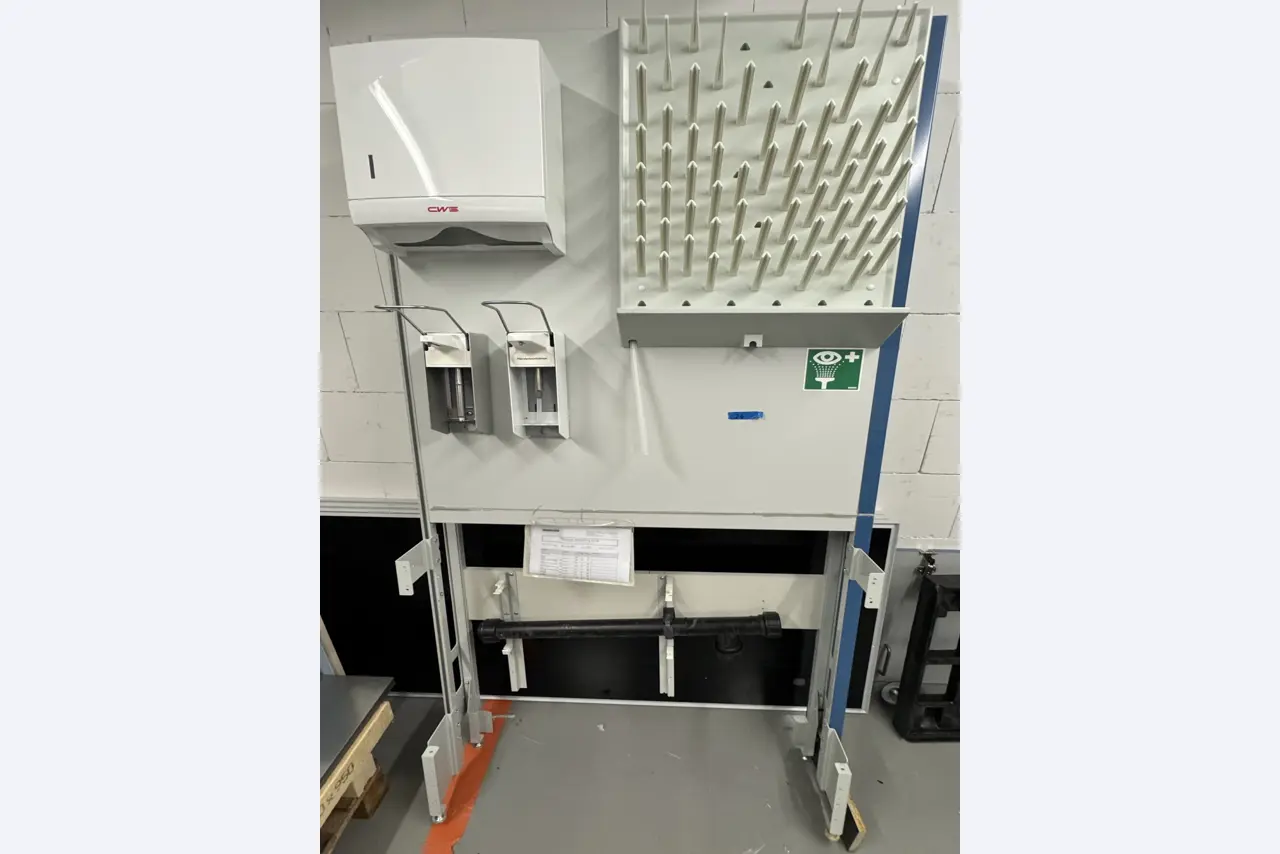 various laboratory furniture-1