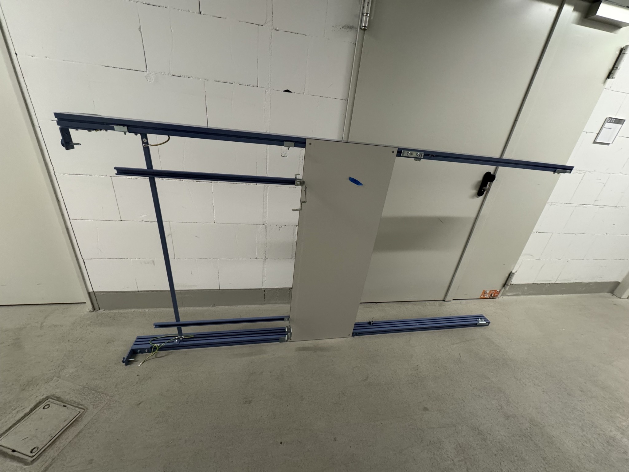 various laboratory furniture-1