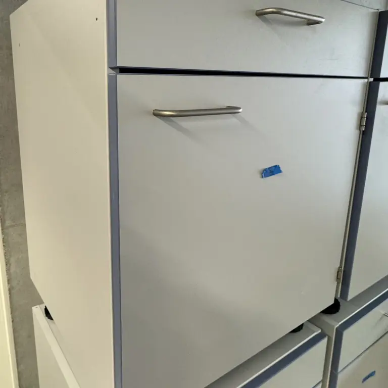 Base cabinet with drawer and door