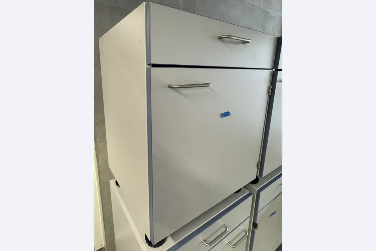 various laboratory furniture-1