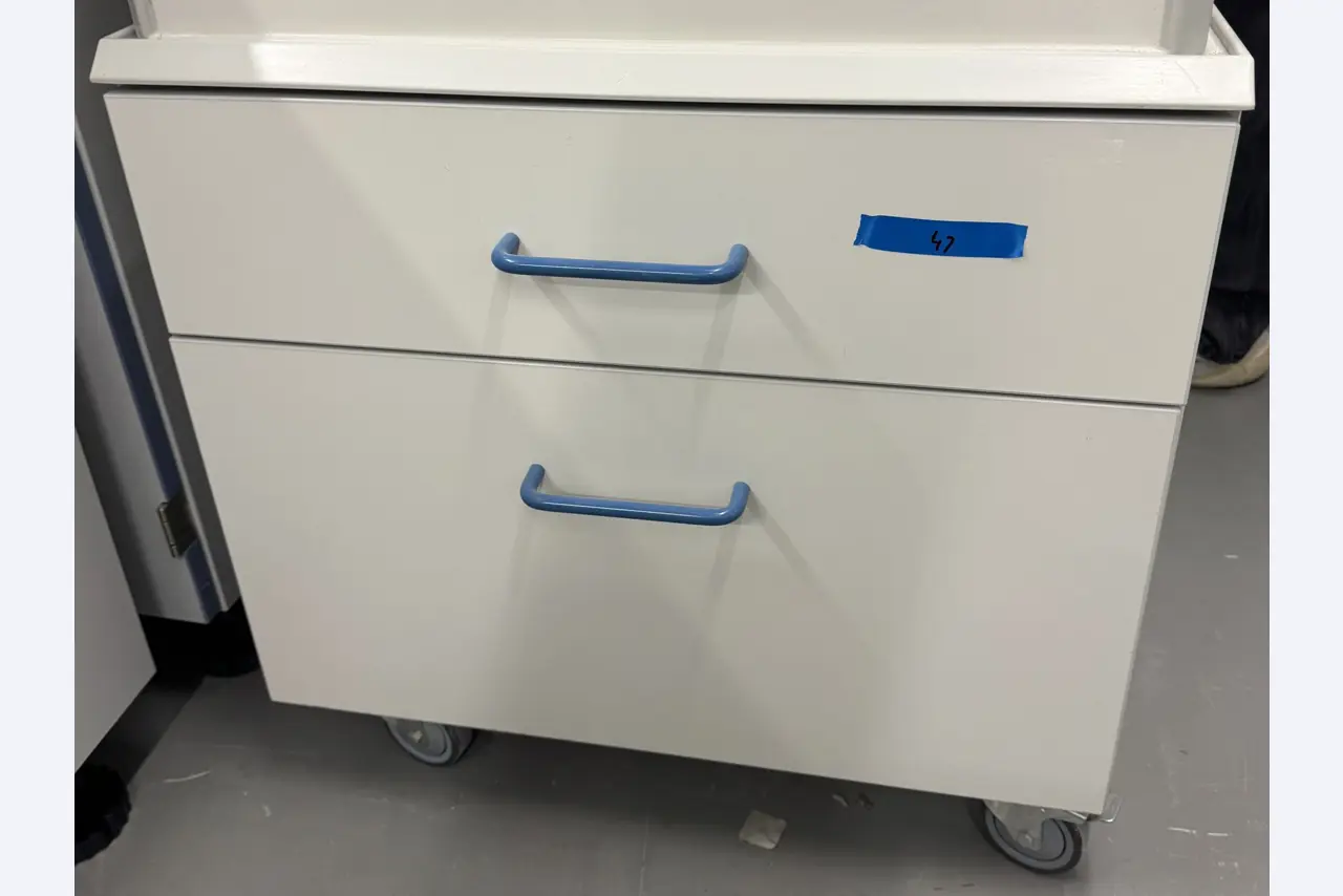 various laboratory furniture-1