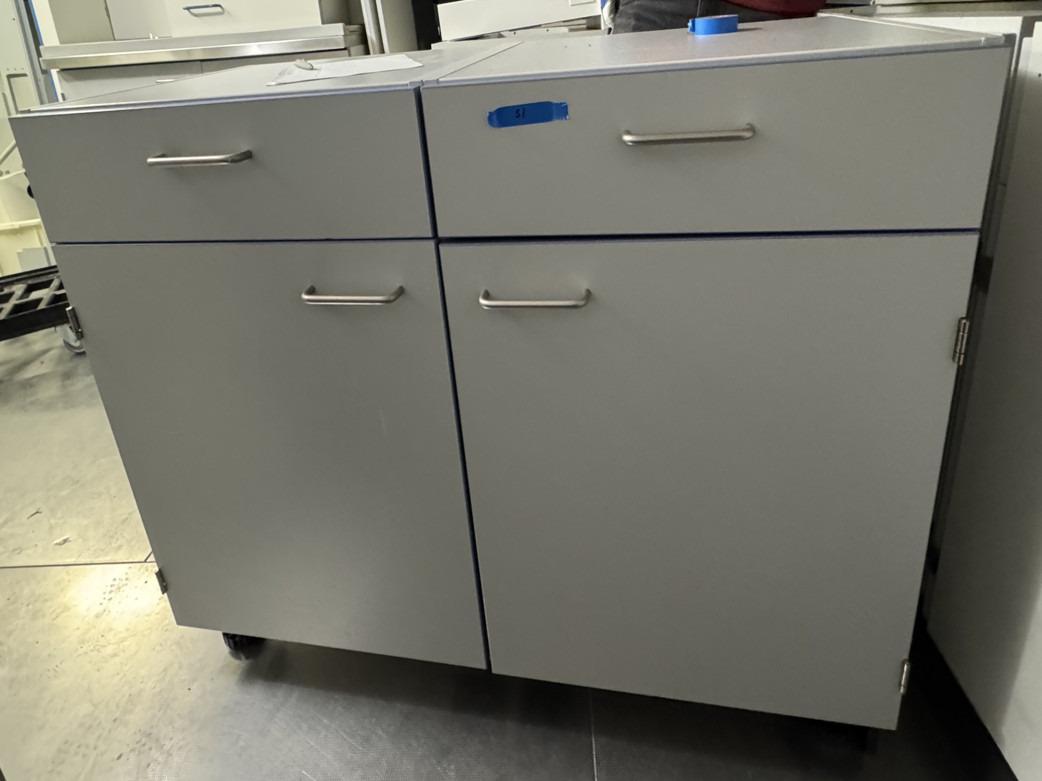 various laboratory furniture-1