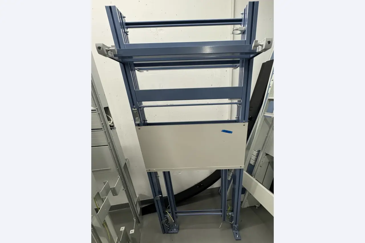 various laboratory furniture-1