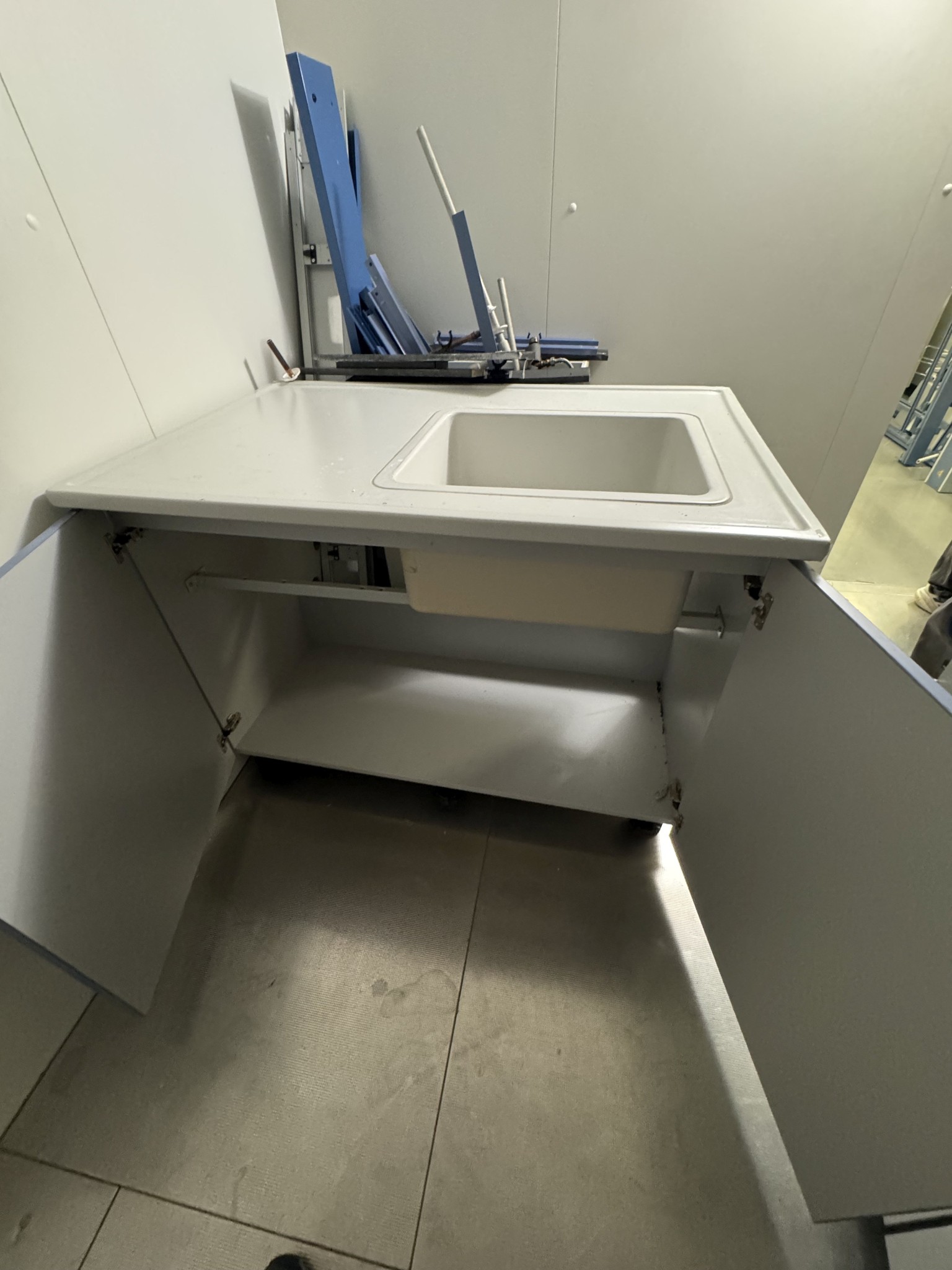 various laboratory furniture-2