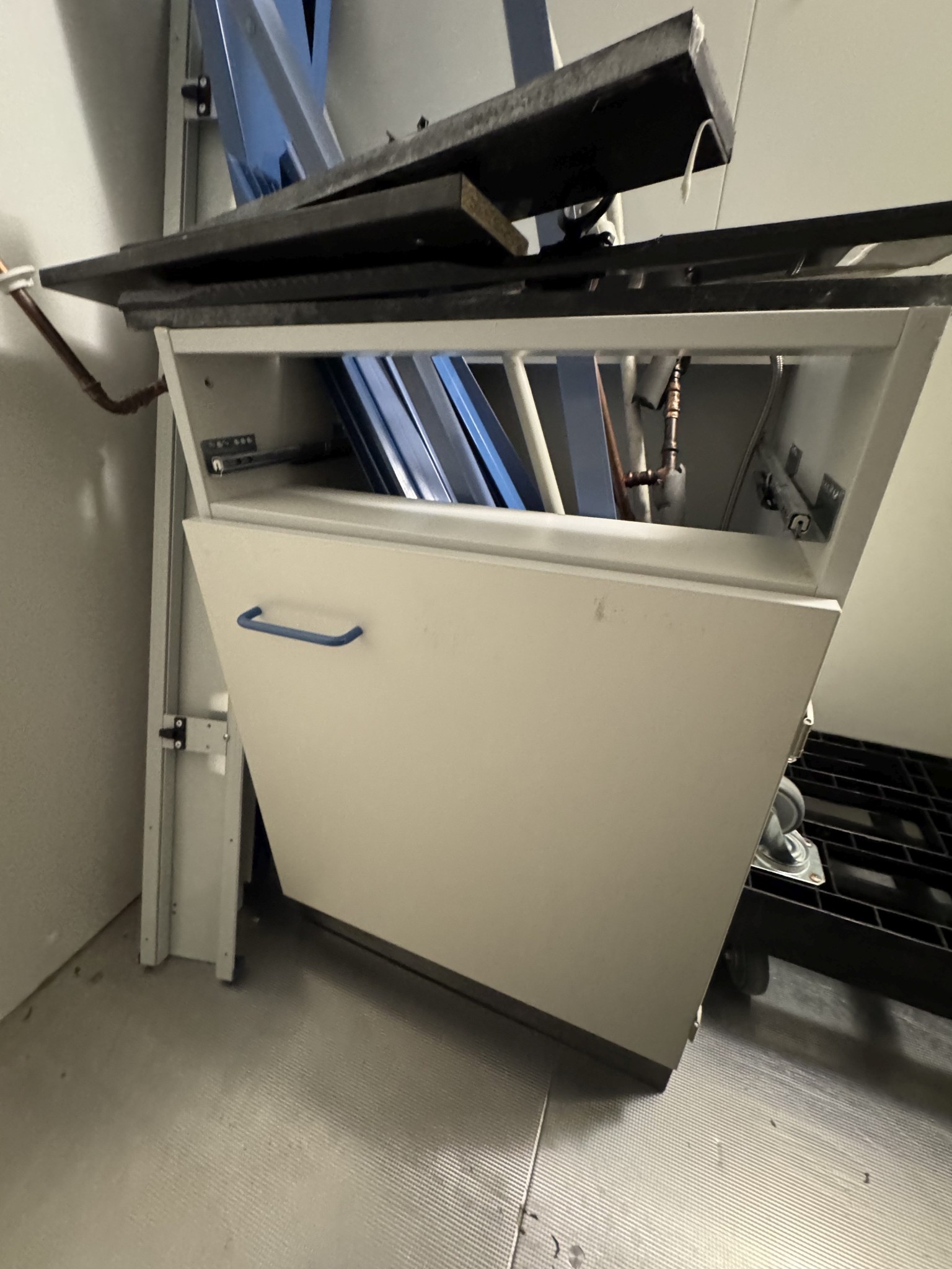 various laboratory furniture-1