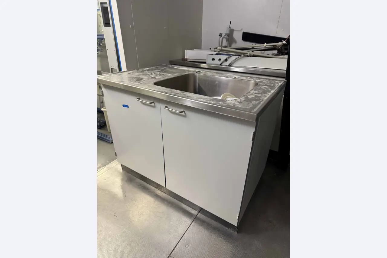 various laboratory furniture-1
