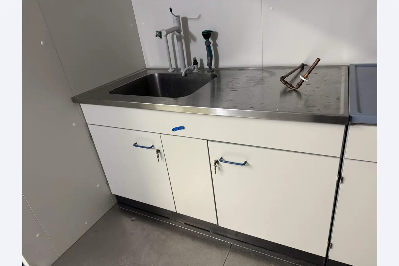 various laboratory furniture-1