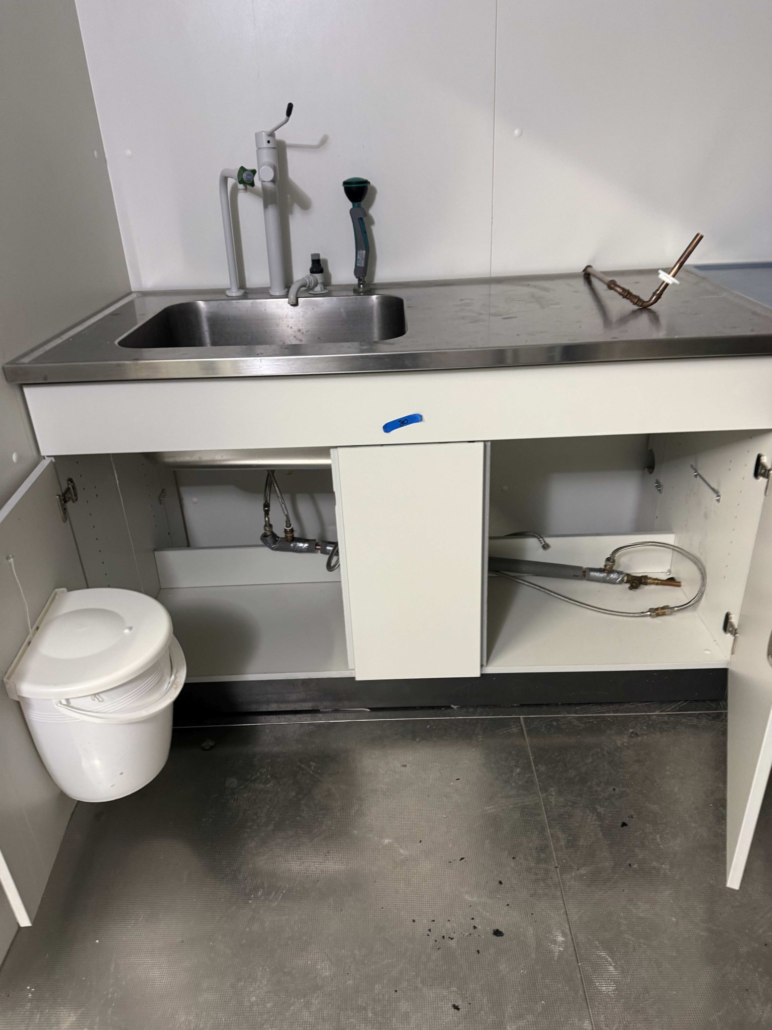 various laboratory furniture-2