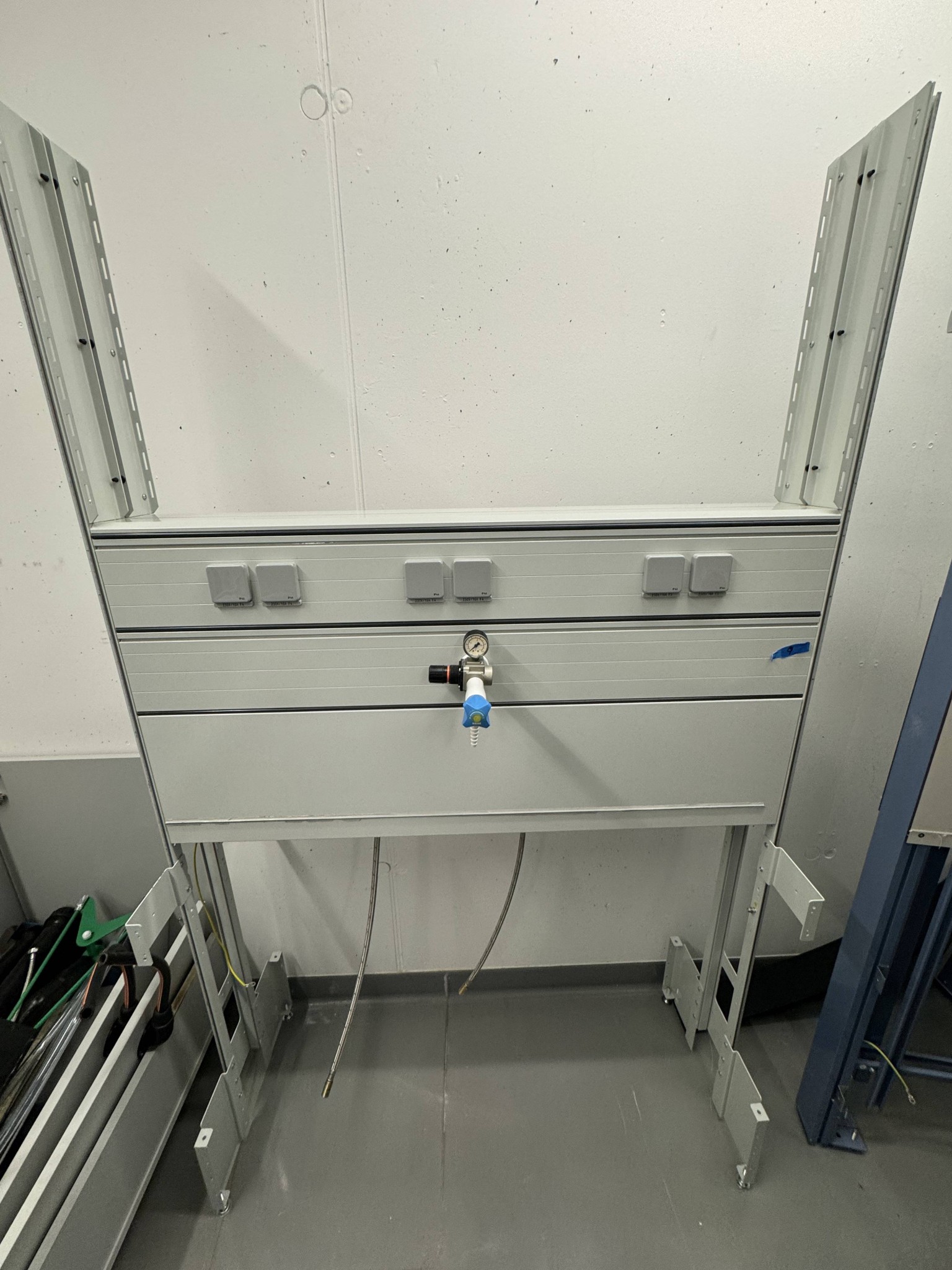 various laboratory furniture-2