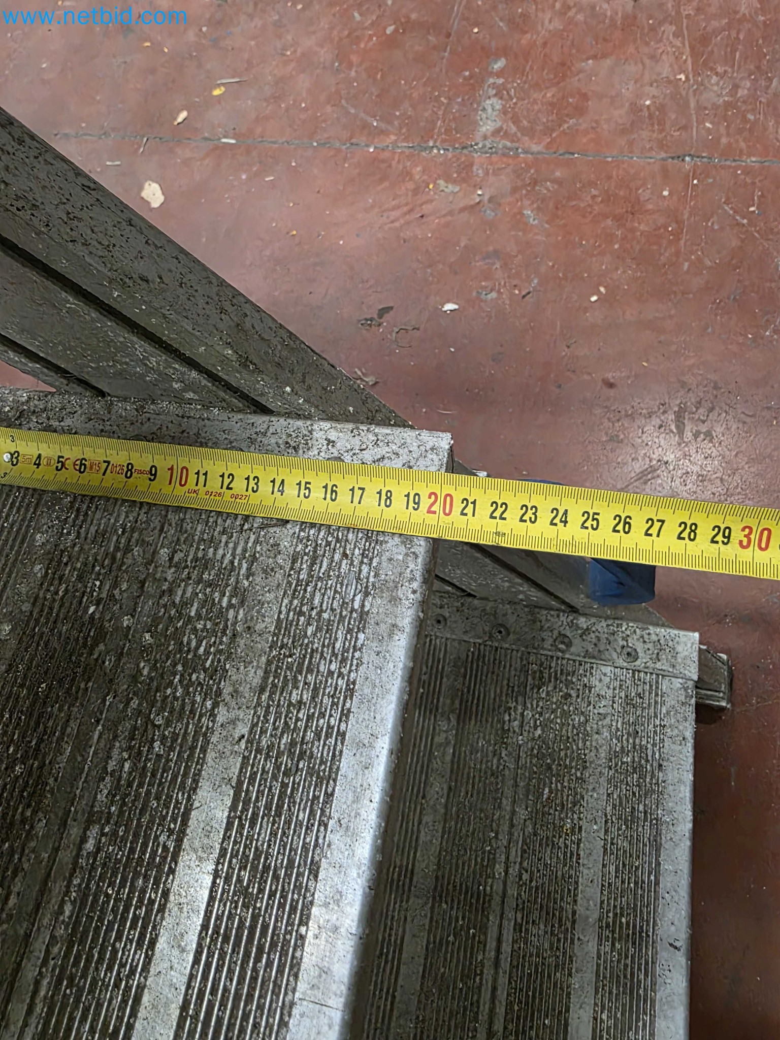 null-17