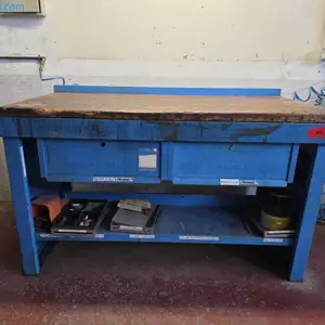 Pracovní stůl SARRALLE