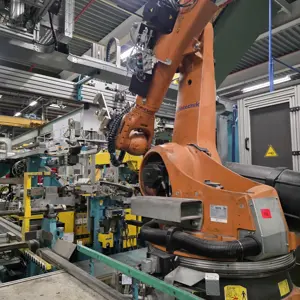 Průmyslové roboty KUKA KR 150-2 2000