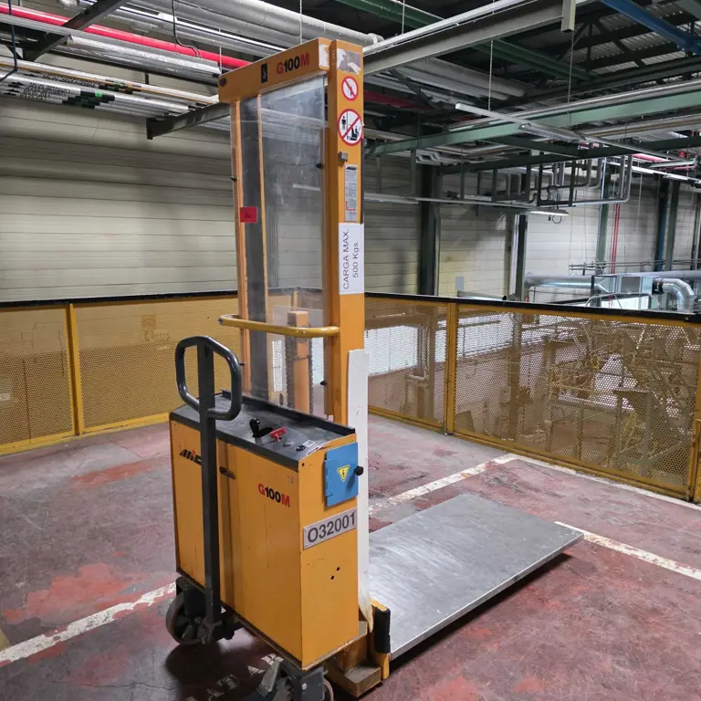 Poloelektrický paletový vozík MIC G 100 M 160S