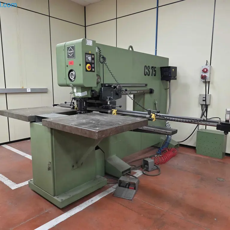 Děrovací stroj TRUMPF CS 75