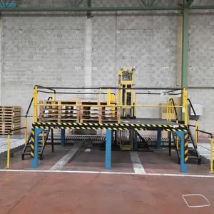 Páskovací stroj STRAPACK RQ-8