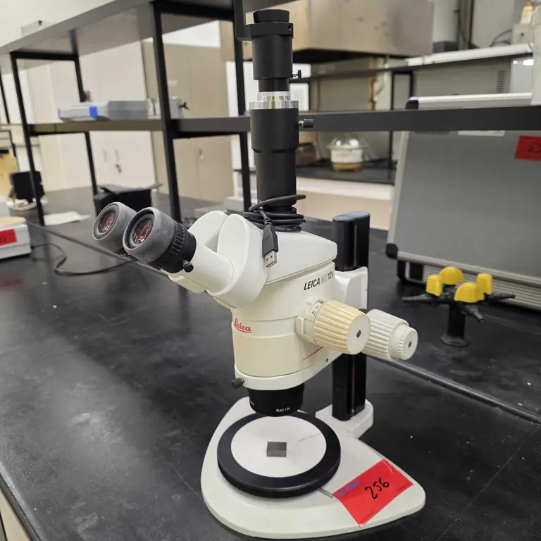 Stereomikroskop LEICA MZ12