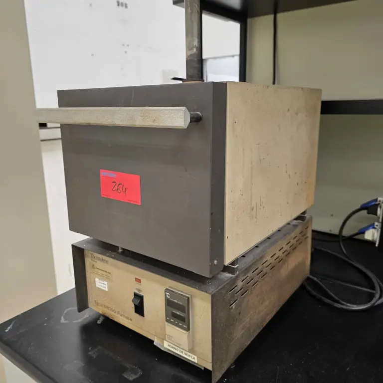 Sušicí skříň THERMOLYNE F48020-26