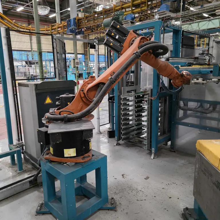 Průmyslové roboty KUKA KR 16