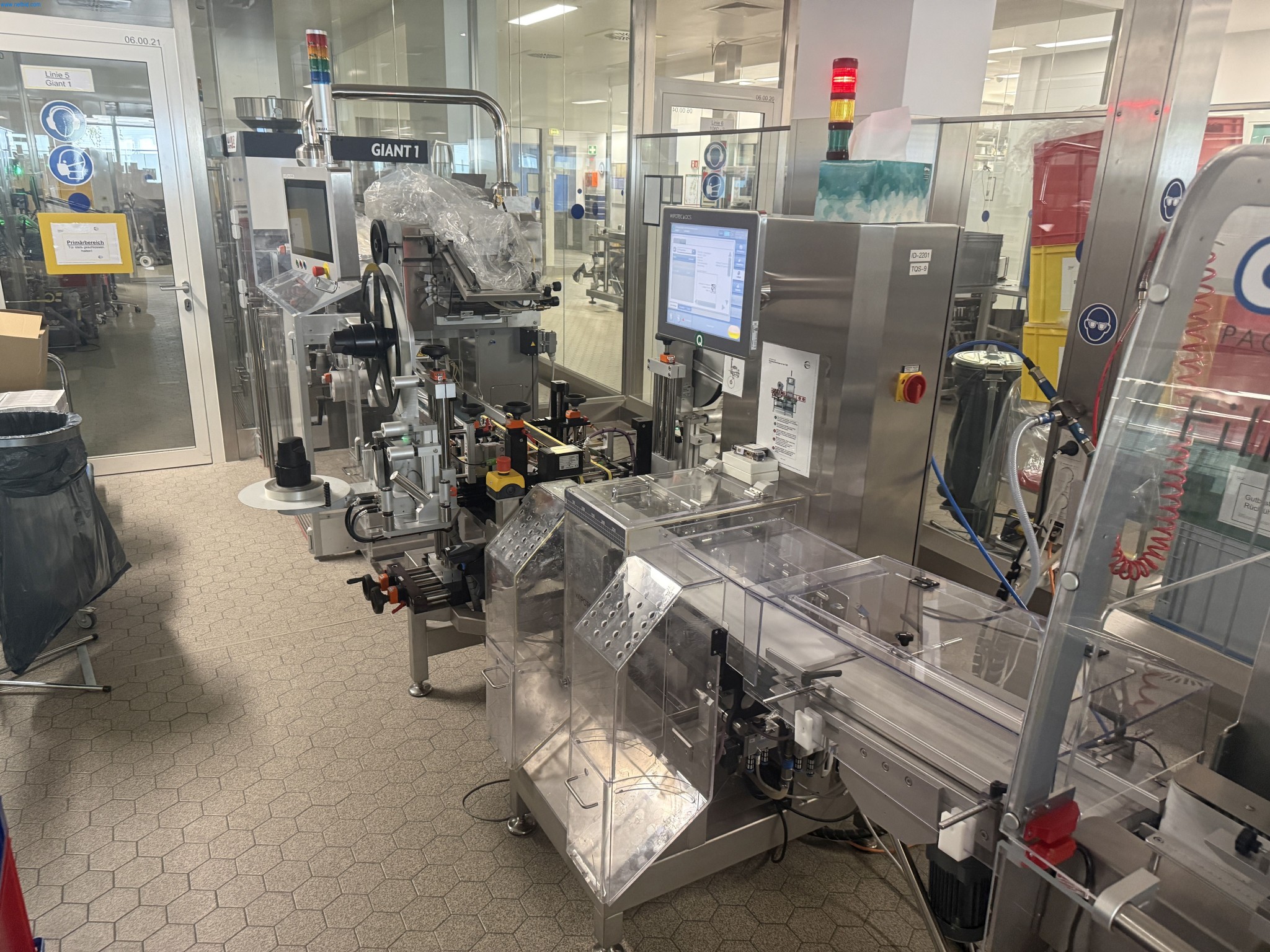 Installations de production et de conditionnement pharmaceutiques / Équipements de laboratoire et d'exploitation-2
