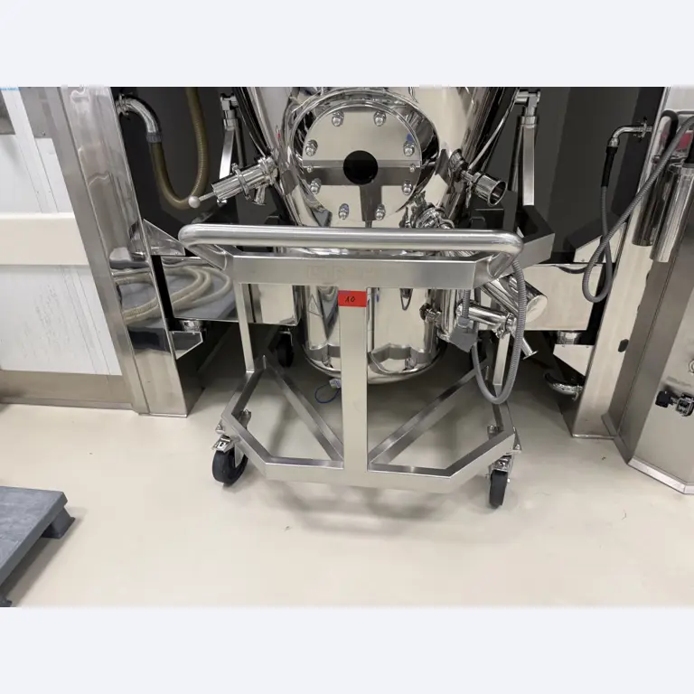 Installations de production et de conditionnement pharmaceutiques / Équipements de laboratoire et d'exploitation-13
