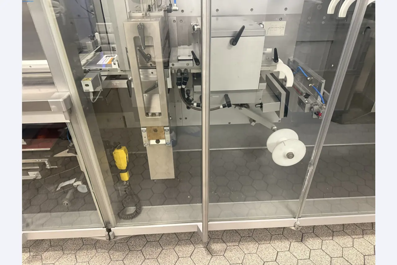 Installations de production et de conditionnement pharmaceutiques / Équipements de laboratoire et d'exploitation-14