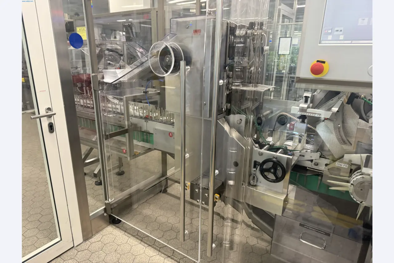 Installations de production et de conditionnement pharmaceutiques / Équipements de laboratoire et d'exploitation-12
