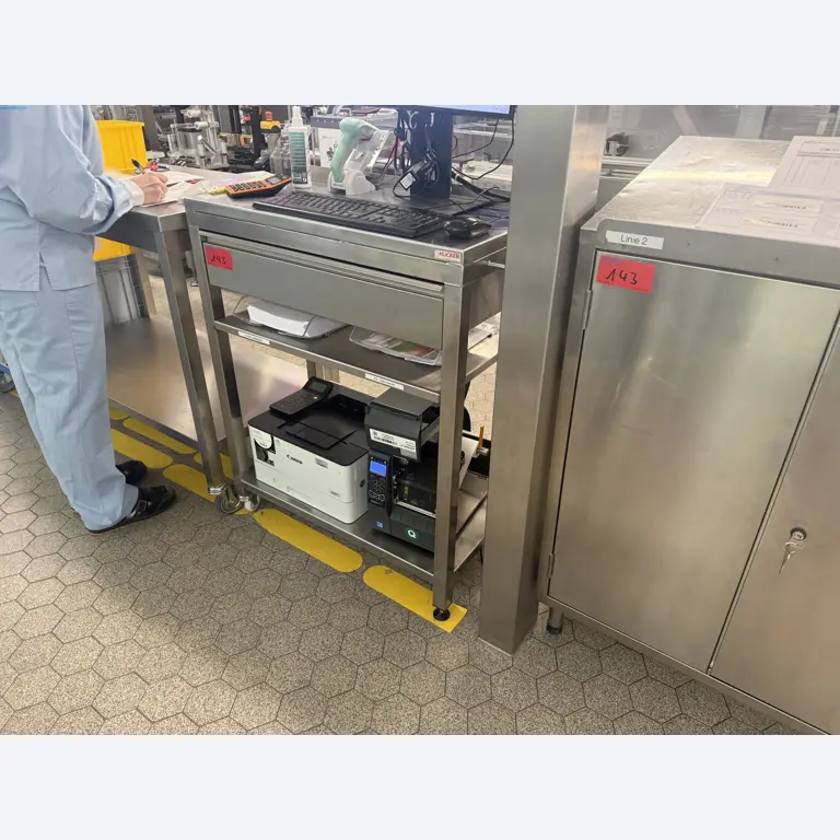 Installations de production et de conditionnement pharmaceutiques / Équipements de laboratoire et d'exploitation-4