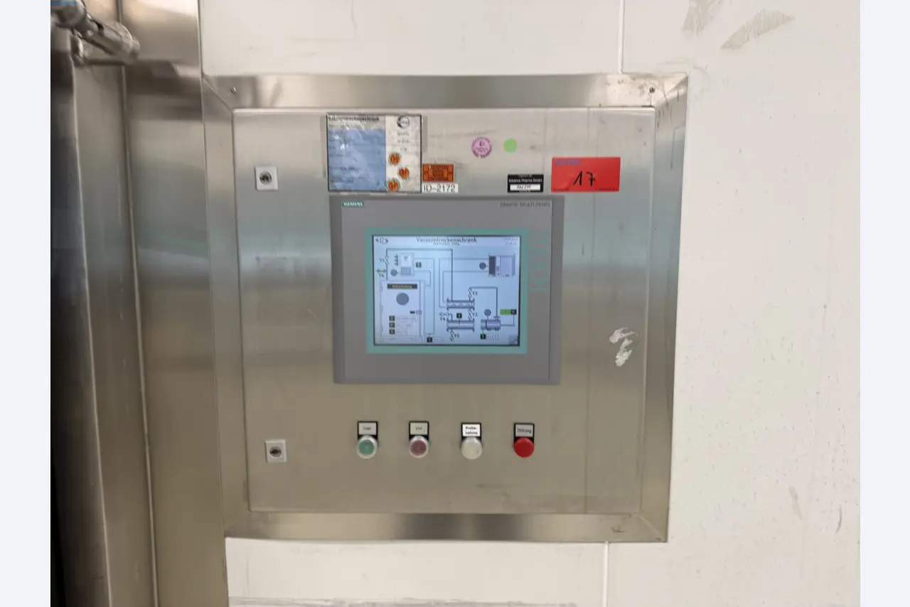 Installations de production et de conditionnement pharmaceutiques / Équipements de laboratoire et d'exploitation-4