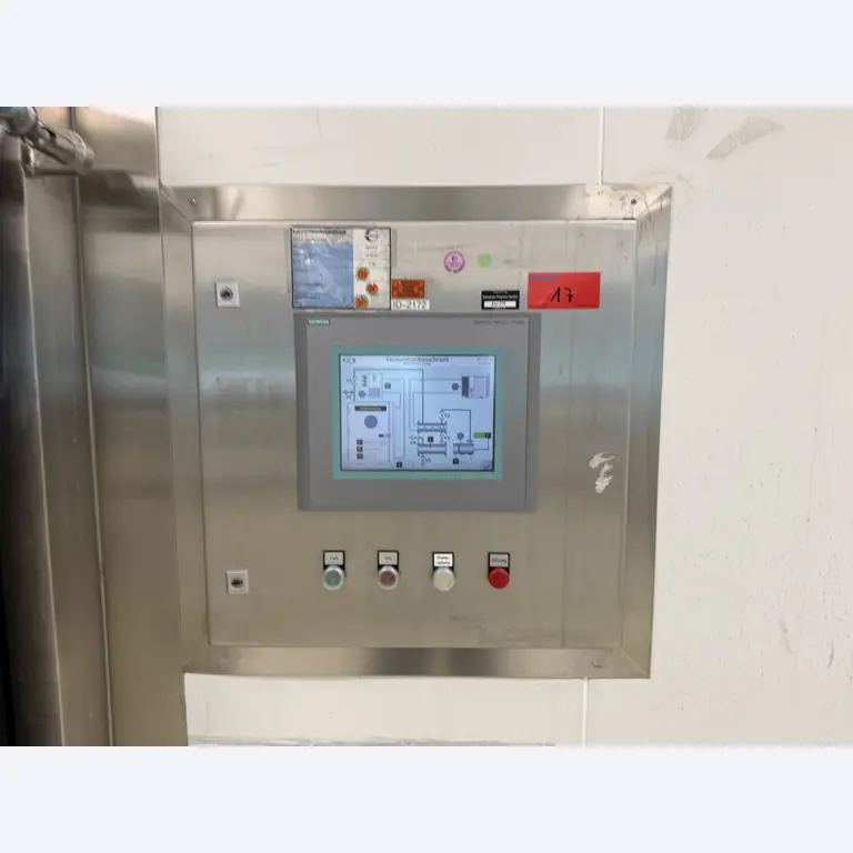 Installations de production et de conditionnement pharmaceutiques / Équipements de laboratoire et d'exploitation-4