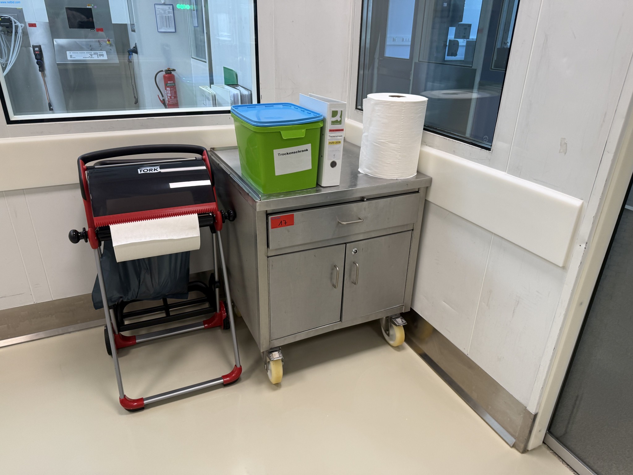 Installations de production et de conditionnement pharmaceutiques / Équipements de laboratoire et d'exploitation-6