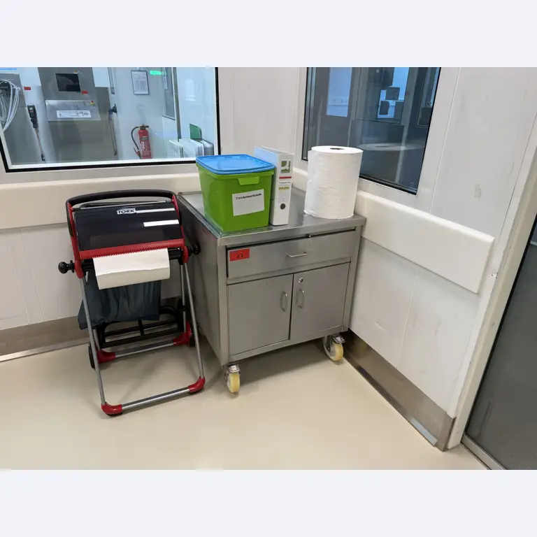 Installations de production et de conditionnement pharmaceutiques / Équipements de laboratoire et d'exploitation-6